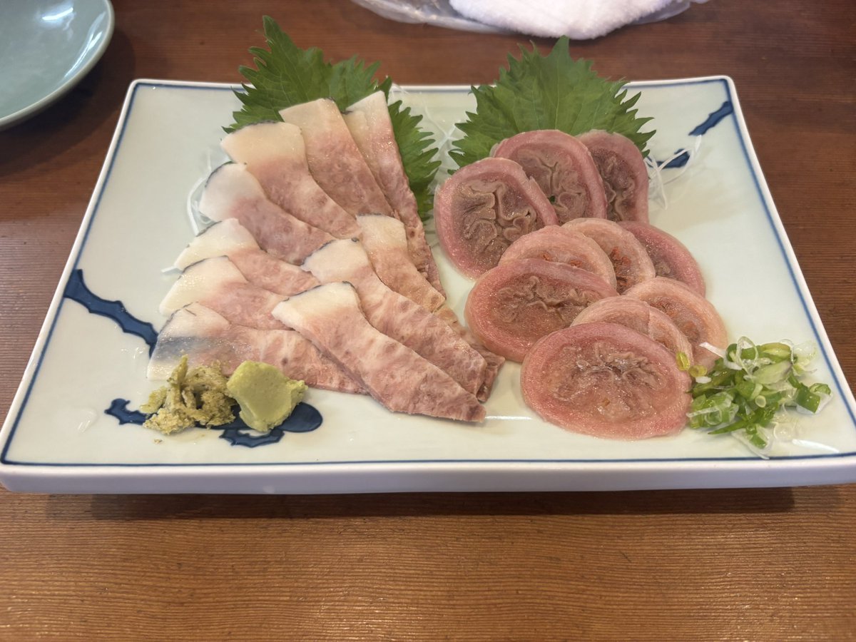 _NnsUm_'s tweet photo. トマトラーメンと湾岸と鯨でちょっとだけ長崎を堪能 https://t.co/quntFY1KJn