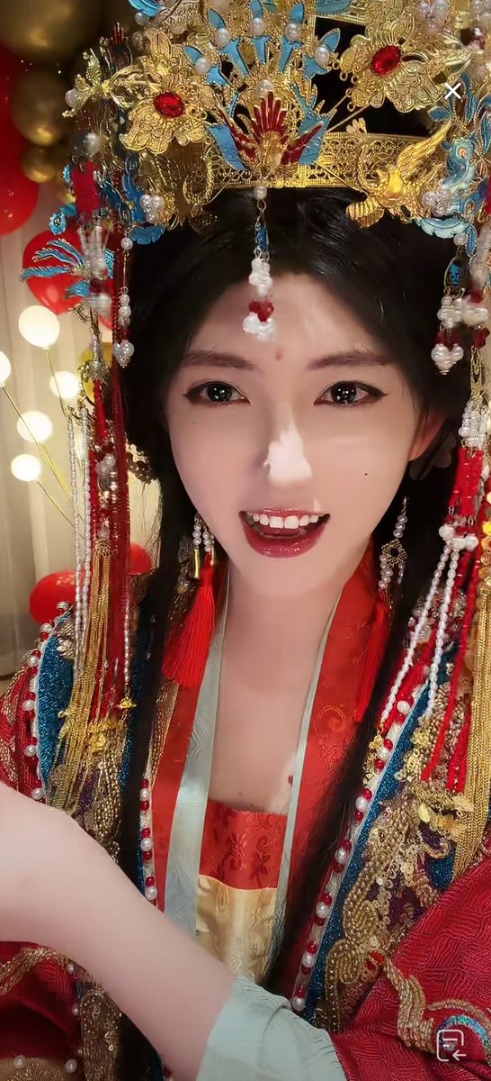 loveliness_yaya's tweet photo. 我永远❤️开心元元～
一周年～大家快去抖音
关注开心元元 https://t.co/KSMnJ0S59E