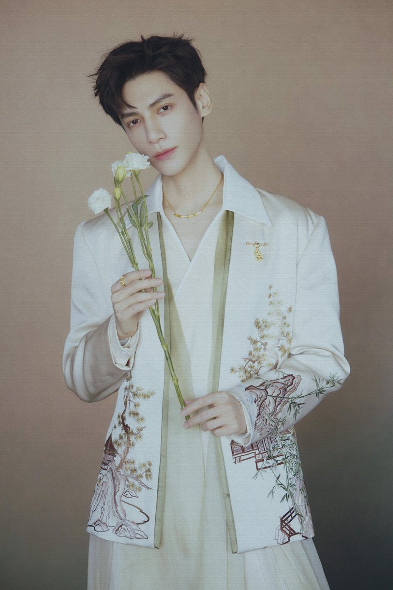 [20260303] Studio Weibo Update

#罗云熙
#หลัวอวิ๋นซี
#LuoYunxi 

#湖南卫视元宵喜乐会

Cr: weibo.com/6272607759/527…