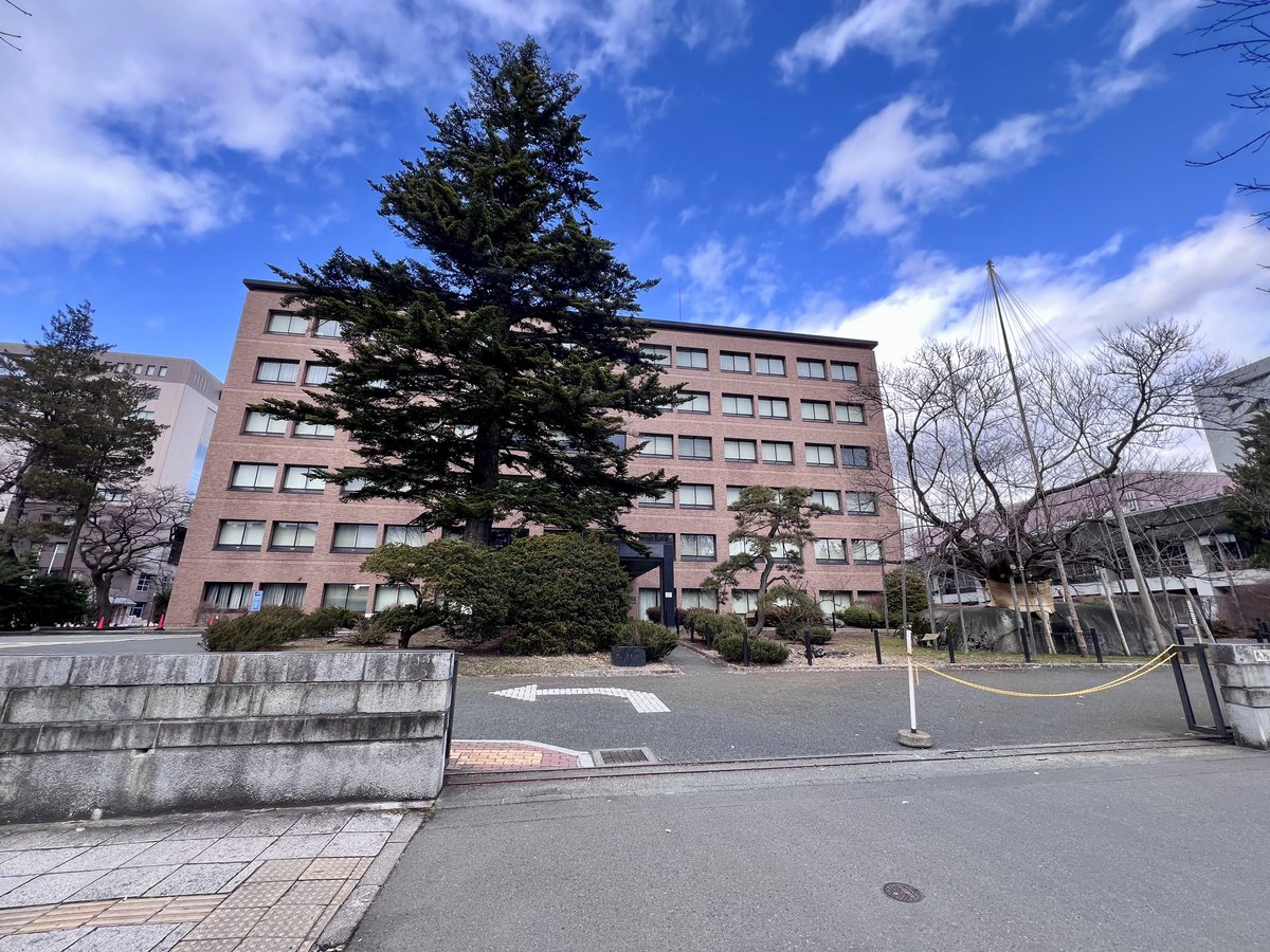 かよよ tweet media