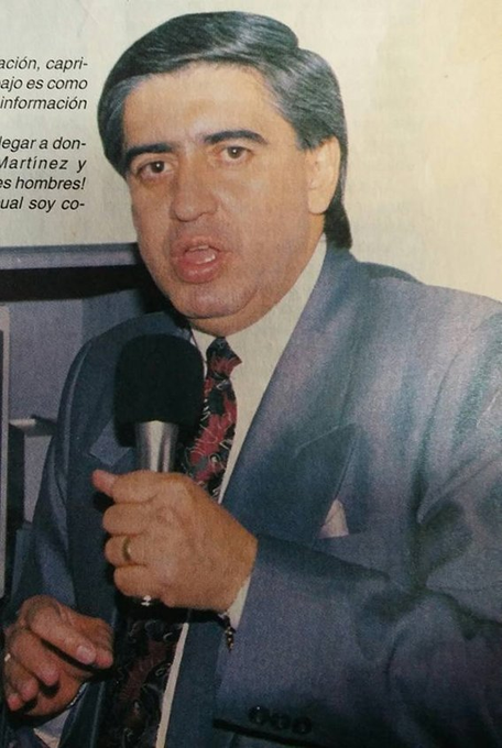 AntonioUbilla1's tweet photo. 3 marzo nace en Piñas el gran narrador y periodista deportivo Fabián Gallardo Moscoso, un referente en el país.
 Feliz cumple al compañero y muy querido amigo
@FABIANGALLARDOM
A diario lo escuchamos decir : "Hablen Muchachos" en Los Tiempos de Pocho
#GrandesPeriodistas https://t.co/hmUdTfRNzE