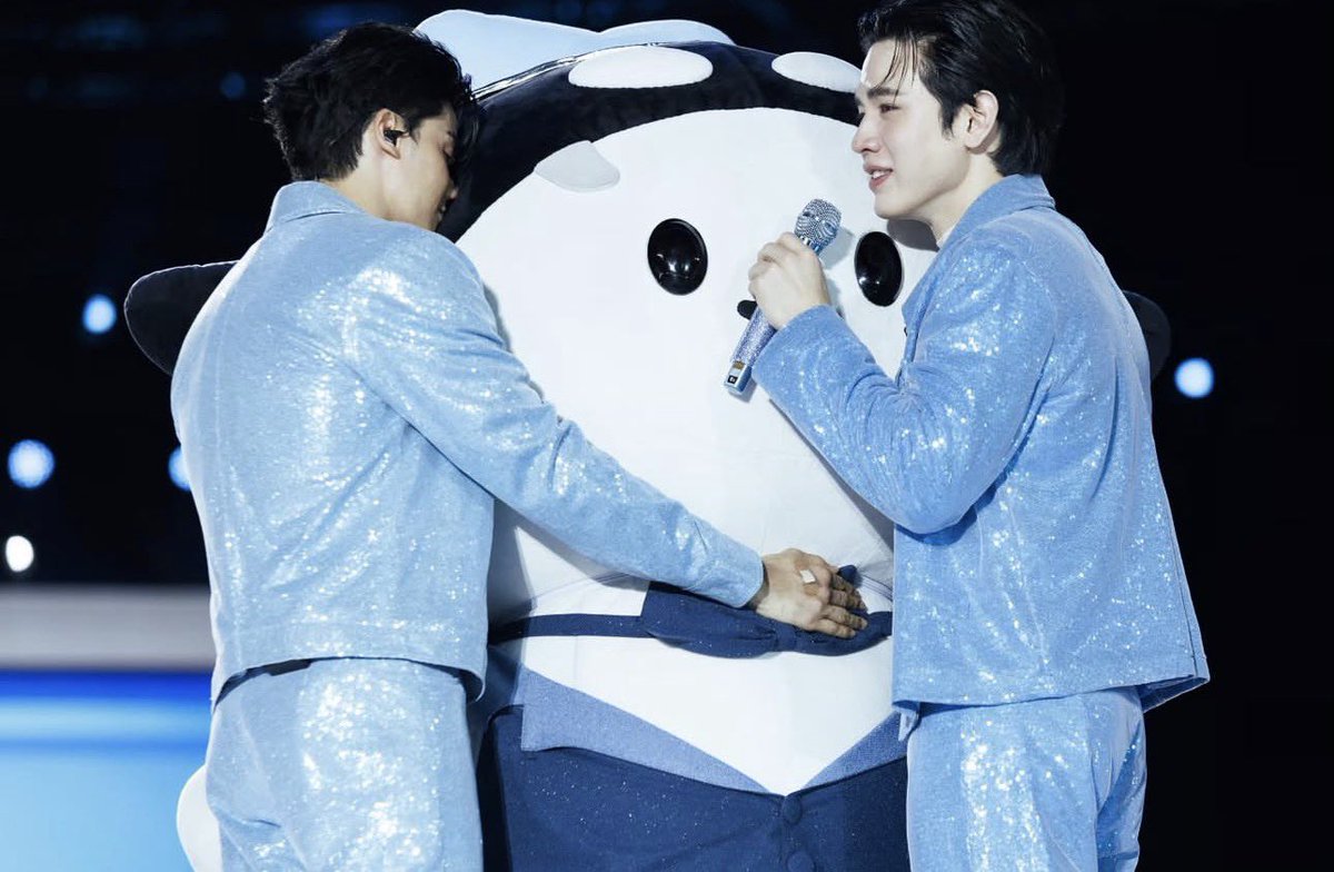 air ⋆˚࿔ tweet media