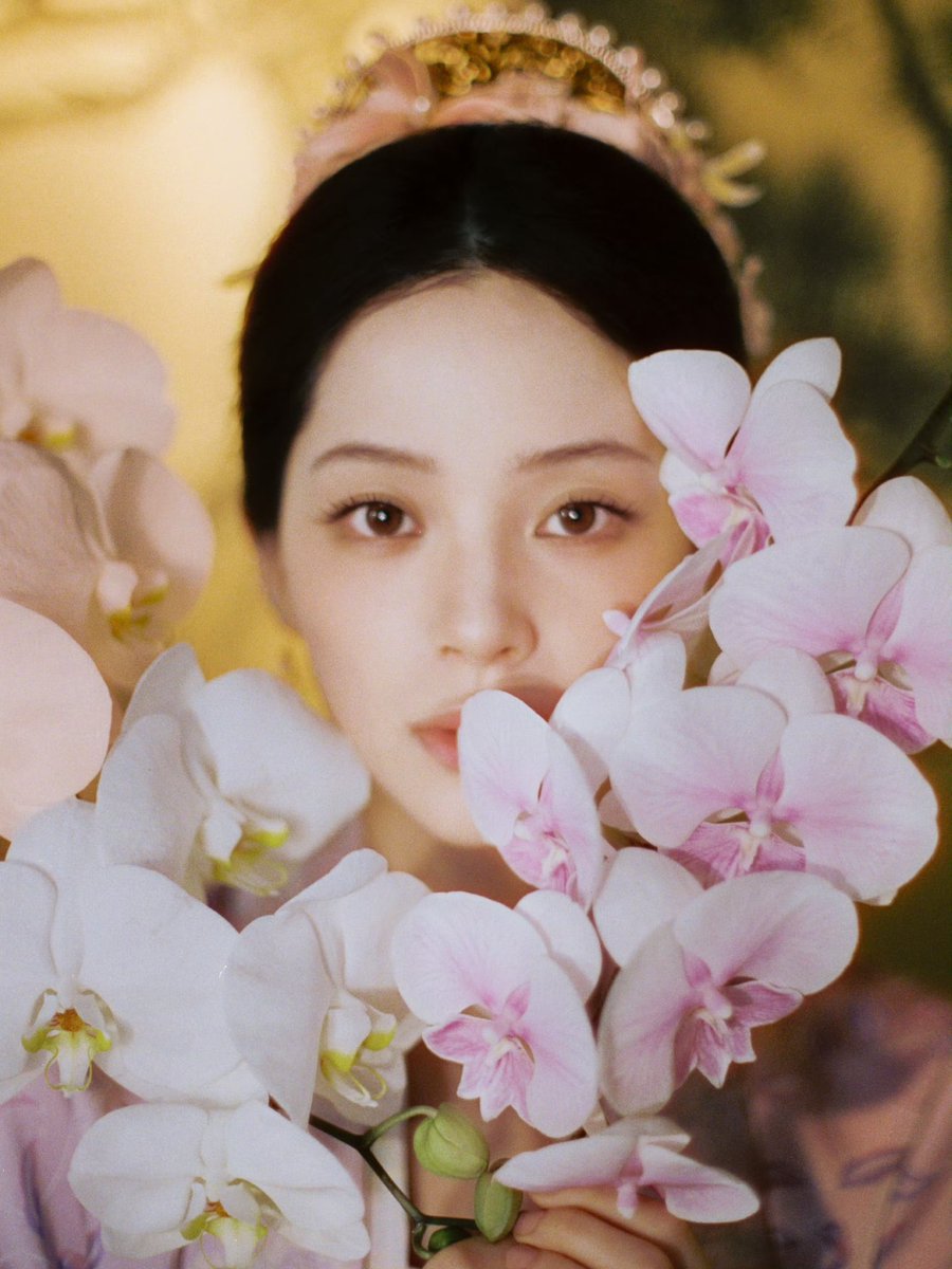 OuyangNana欧阳娜娜 Update(slow) tweet media