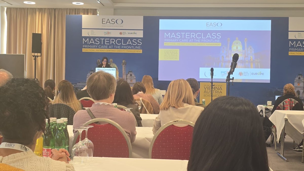 EASOobesity's tweet photo. And weโre off! @EasoPresident Volkan Yumuk co- chairs our joint Masterclass.
Great to see colleagues in Primary Care here from across Europe, we have a full house and a full programme! #EASOed @PCDEurope https://t.co/4fCTOnJWik