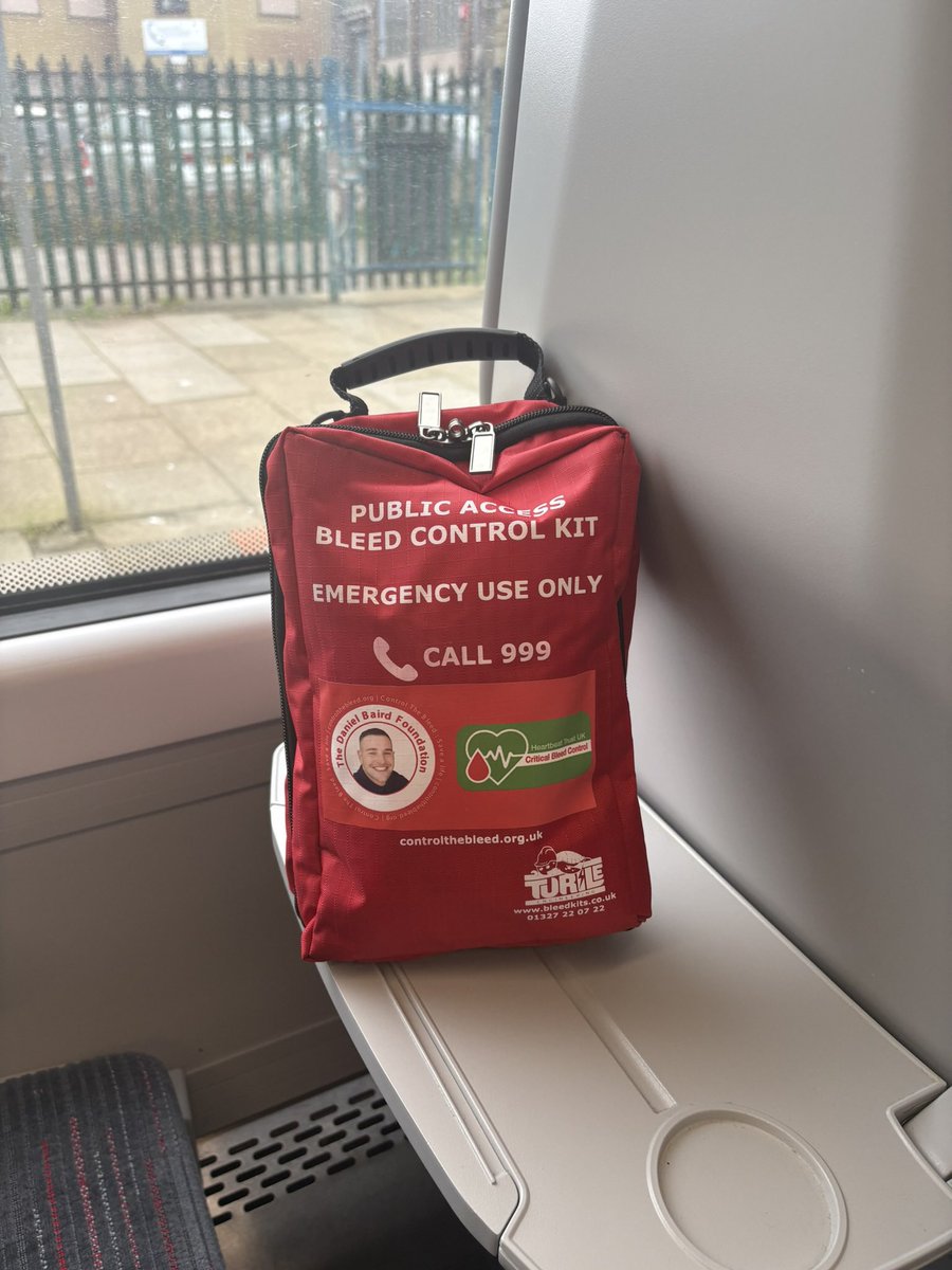 Melanie James tweet media