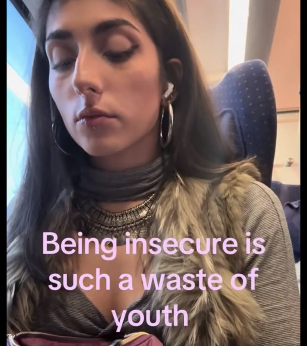girlsay. tweet media