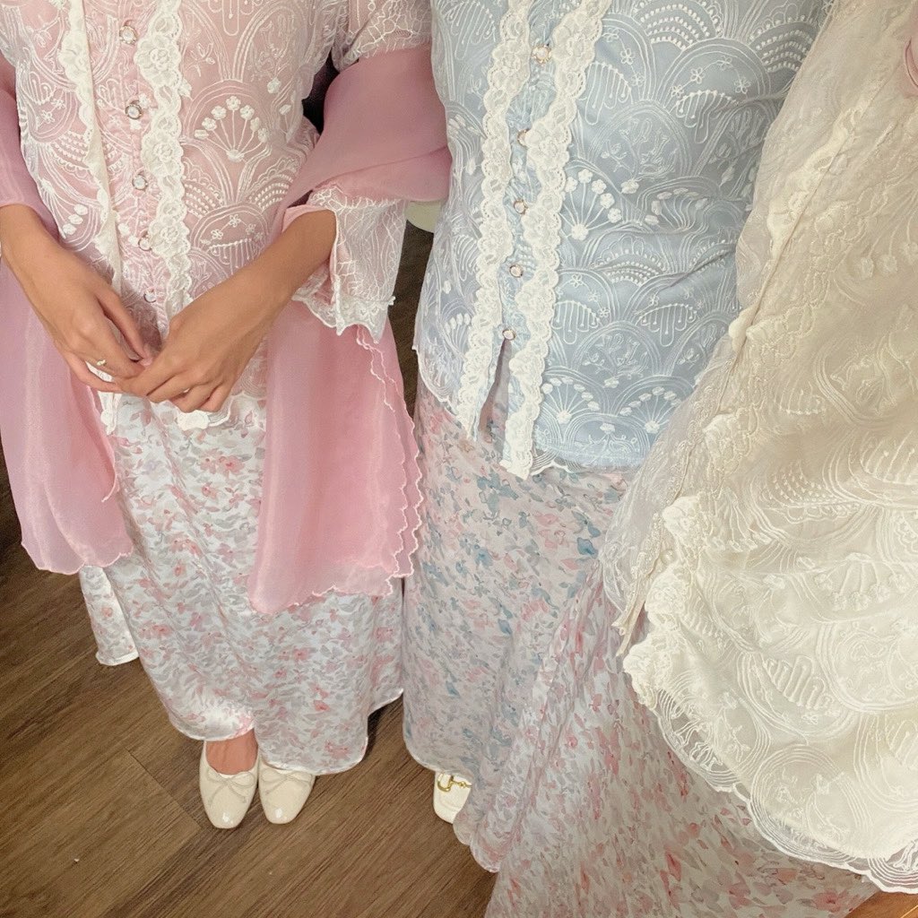 Alleshere tweet media