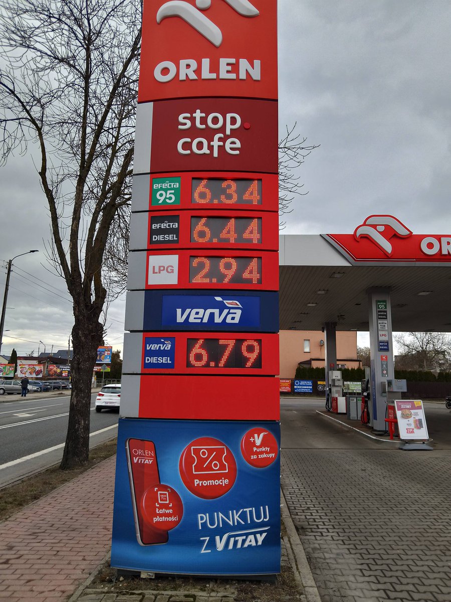 Rocky Balboa tweet media