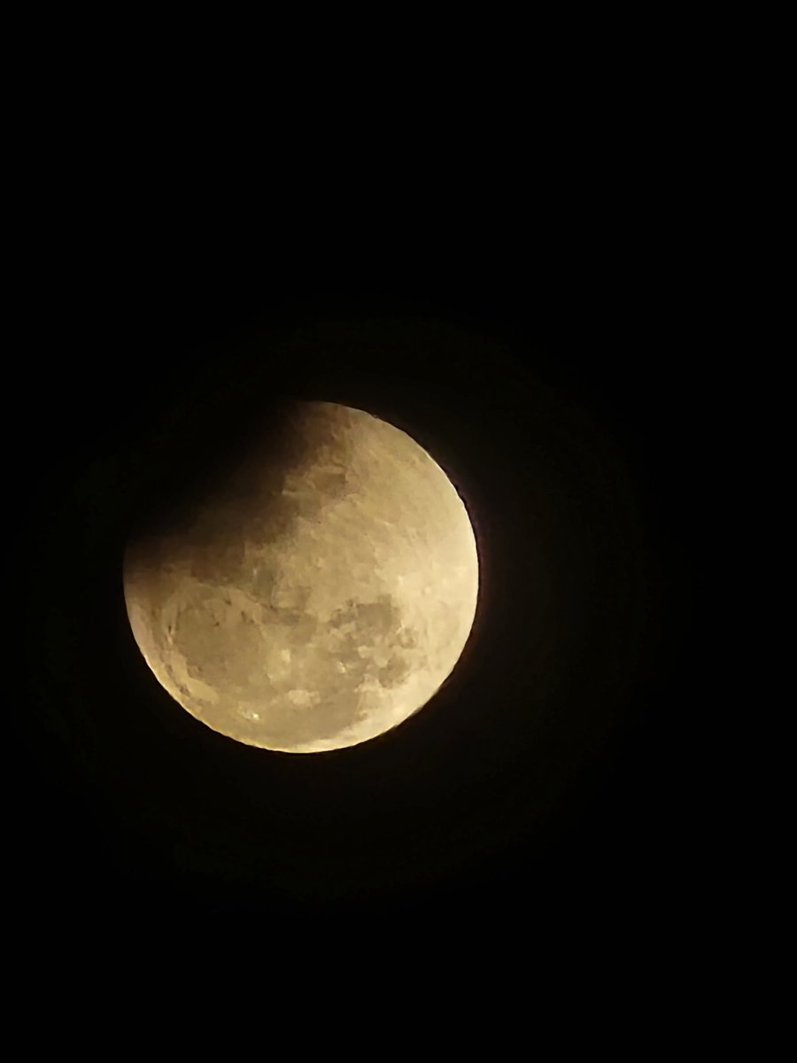 สามเจ็ดสูนสูน tweet media