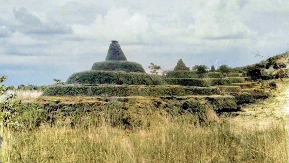 heritagenewsnet's tweet photo. 🏛️ Did You Know?

Our Igbo ancestors built pyramids too right in Nsude, Udi LGA, Enugu State.

Ten massive clay structures, each with a 60-foot circular base rising in stepped tiers to a sacred stick at the peak, stood as temples to the Earth goddess Ala. They were built in groups of five, side by side, and lasted centuries deep in the rainforest.

Long before the world celebrated Egyptian pyramids, Igbos were already stacking toward the sky with pure local genius and spiritual purpose. Pure heritage. 🖤

Retweet to educate someone today.
