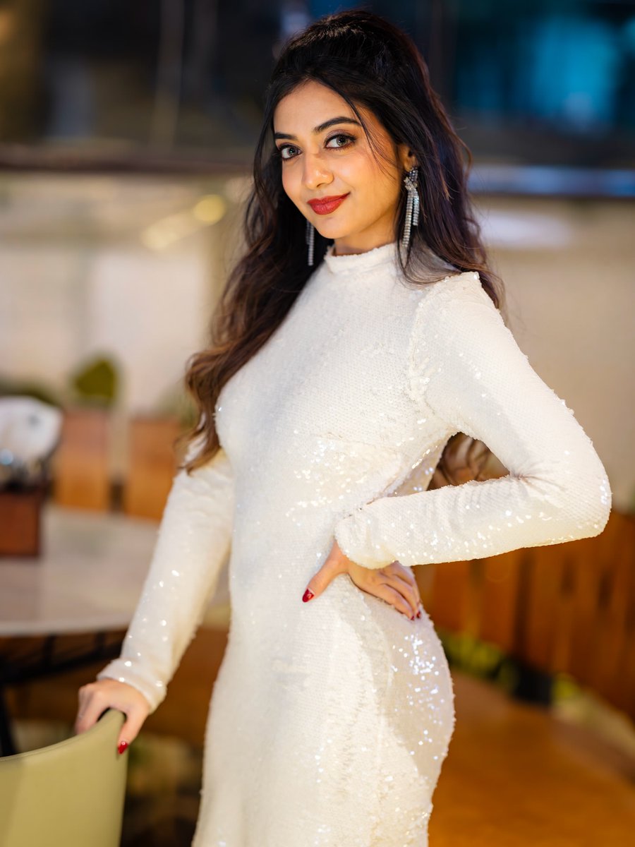 Weekendvibes_'s tweet photo. Athmika Sumithran ✨🤍

#Athmika #AthmikaSumithran https://t.co/uRUYEwWUre