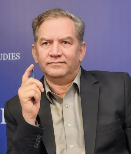 🇦🇫⚡️🇵🇰 – High-ranking Pakistani security analyst Hassan Khan says: "Pakistan has to support the NRF. It is the only way we can get rid of the Taliban. Our airstrikes are a short-term solution, not long-term. We need a force from the inside to help us against the Taliban"