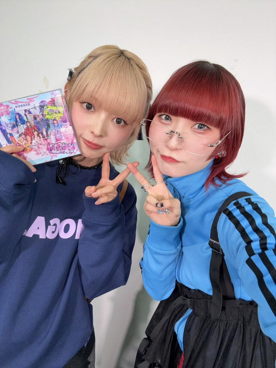 PINKY_neko's tweet photo. 💜💙 https://t.co/xJxV2MSTLH