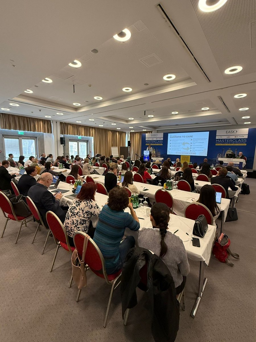 EASOobesityECN's tweet photo. @EasoPresident Volkan Yumuk co- chairs our joint Masterclass for Primary Care.
Great to see colleagues in Primary Care here from across Europe, we have a full house and a full programme here in Vienna ๐ฆ๐น! #EASOed @PCDEurope https://t.co/dIW2TBTgWA