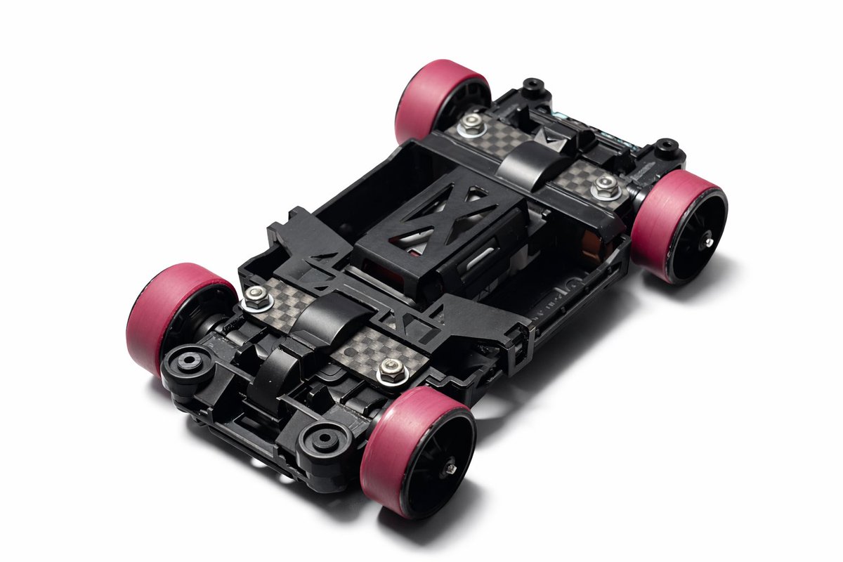 mini4wd_hi's tweet photo. 新車製作中、強化カバーを強化してカッチカチ https://t.co/tWK7wnSUEo