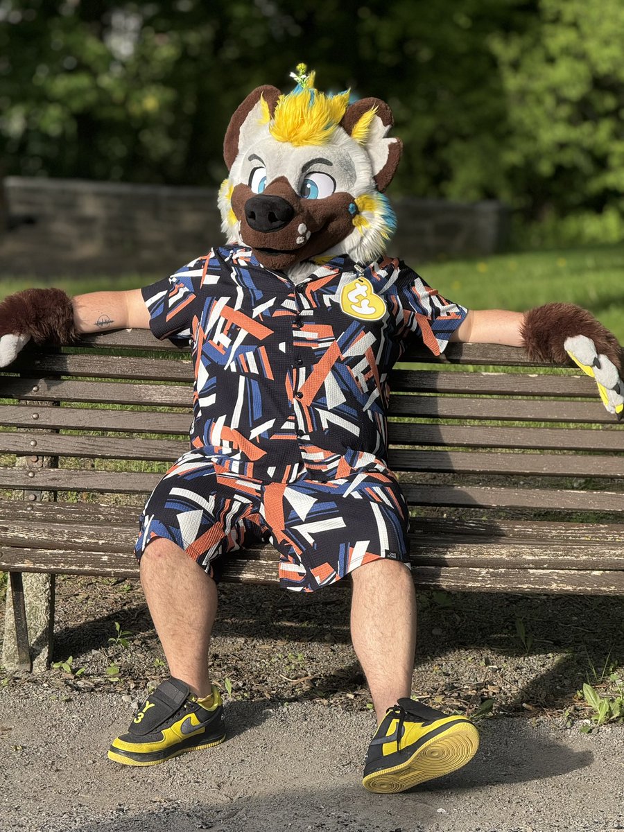 Yeen & Tonic tweet media