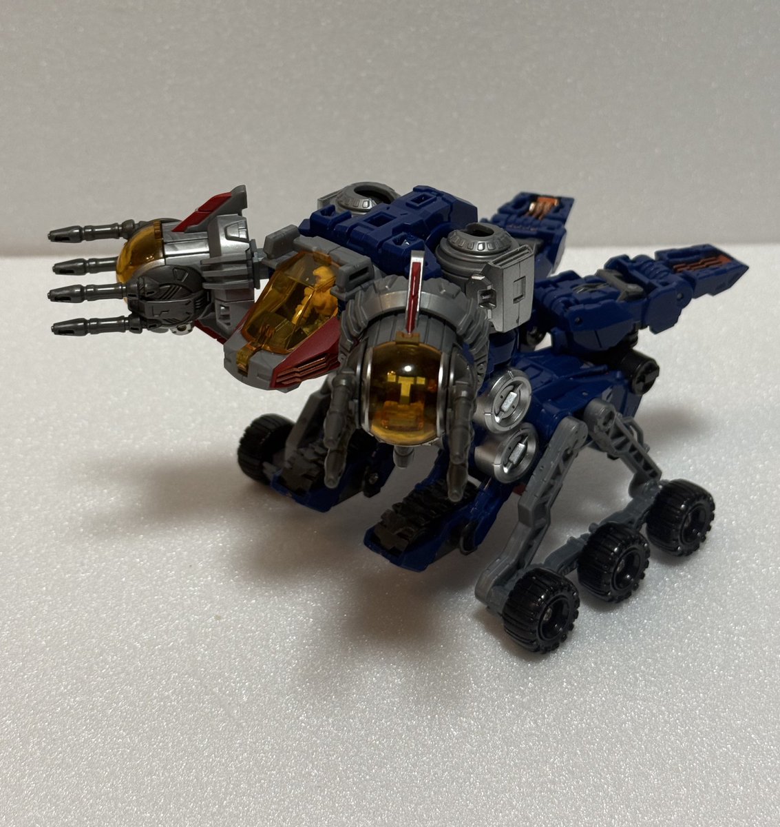 3機のプロトタイプマシンが開発された。
1号機「アケロオス」
2号機「オルトロス」
3号機「ケルベロス」　
そしてバトルスへの合体可能。
つまり何が言いたいかと言うと、『カッコイイ』ってこと。
