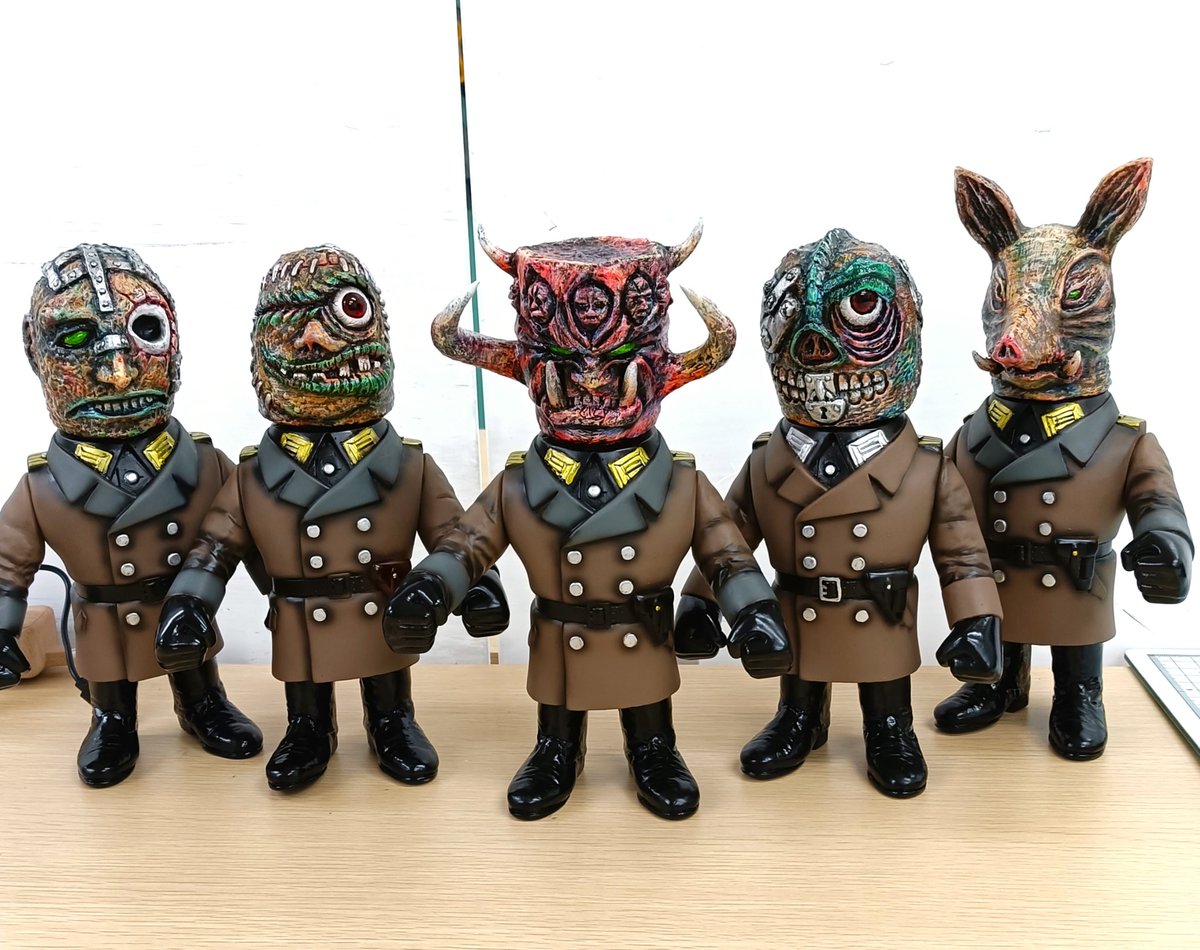 今日もアタオカなソルジャーXを追加塗装。 凝りすぎて数が上がりませ