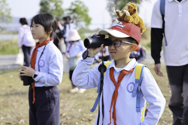 thisisGBA's tweet image. #Ecology | The 4th #Hengqin Nature Week kicks off at this spring! 🌿

A mangrove conservation touring exhibition launched on Mar 2, traveling across Hengqin &amp;amp; #Macao until Dec. 🌳 

Dozens of activities await, including the "10,000 Trees Project" &amp;amp; a speech contest for students.