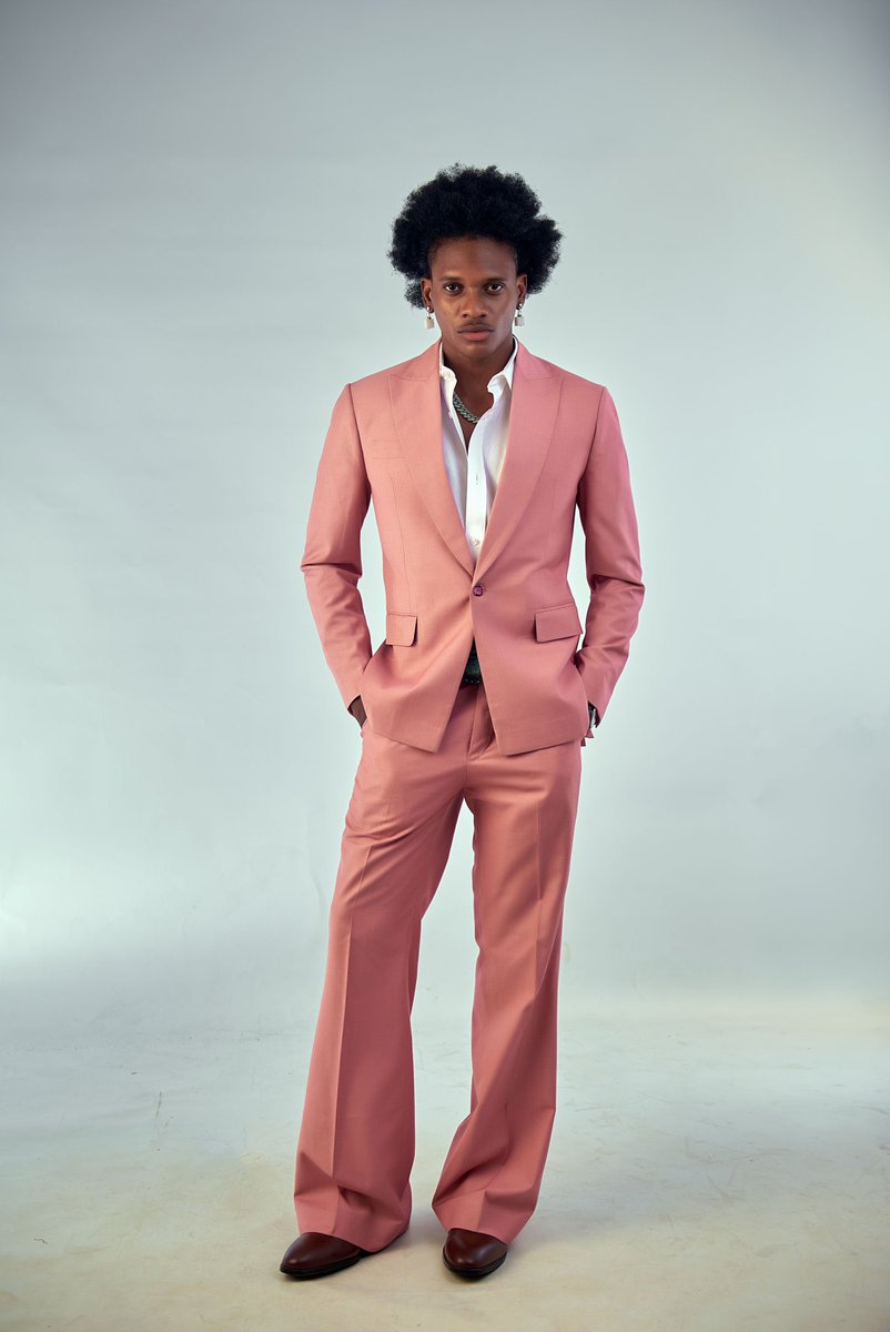 DEBONAIR REPUBLIQUE tweet media