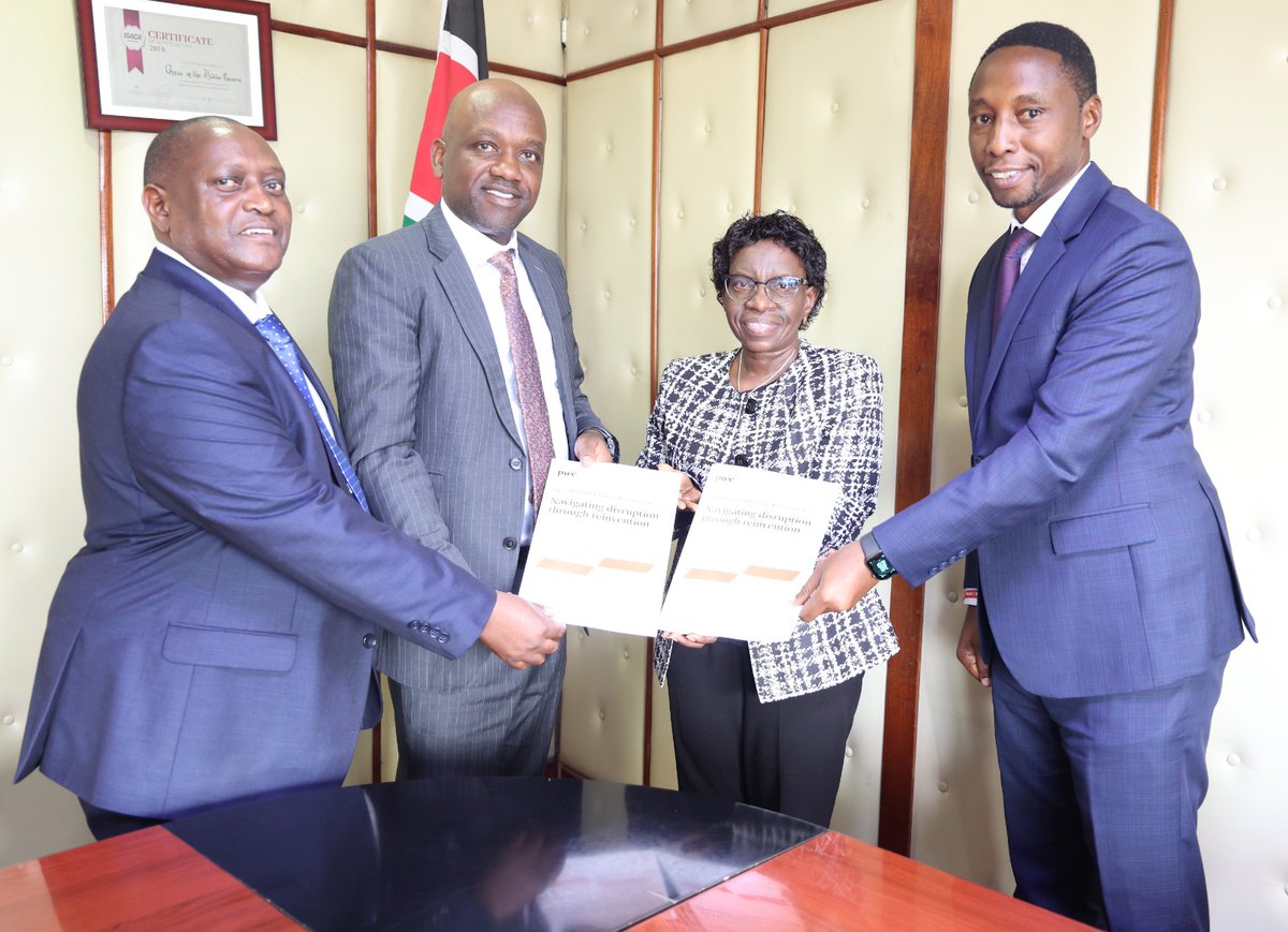 OAG_Kenya's tweet photo. The Auditor-General FCPA Nancy Gathungu, CBS met with the Regional Senior Partner (RSP) for PwC Eastern Africa and Country Senior Partner (CSP) for @PwC_KE Mr Kang’e Saiti where they discussed areas of collaboration and ways of enhancing accountability. https://t.co/jteRskOy2E