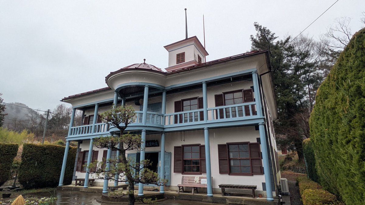 kamaboko_shiro's tweet photo. 今日は雨でも楽しめるところへ
【博物館】
山梨県立考古博物館
中央市豊富郷土資料館
ミュージアム都留
都留市商家資料館
大月市郷土資料館
尾県郷土資料館
【史跡】
谷村陣屋
駒橋発電所 落合水路橋
猿橋 https://t.co/2J2mxoslVx