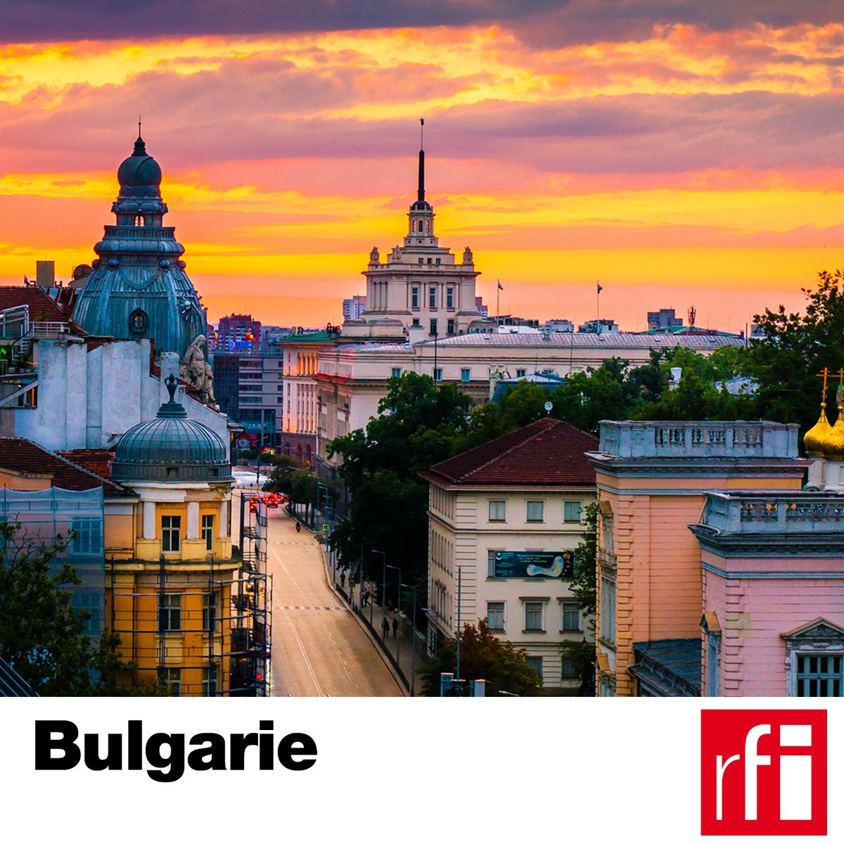 RFIInstrumental's tweet photo. La #Bulgarie célèbre aujourd'hui sa fête nationale. Pour ce faire nous vous vous proposons une #playlist de musiques bulgares faisant parti de nos albums du #monde. Vous décèlerez des influences #ottomanes ou encore #byzantines accompagnées de chants. https://t.co/u5ABVFe5FO https://t.co/Ivq3dZcWhr