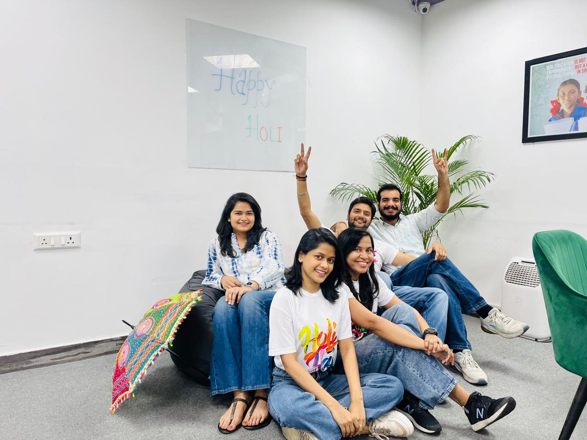 DevInsights tweet media