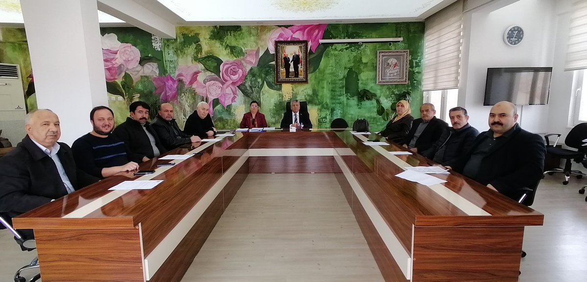 Belediyemiz Mart ayı Meclis Toplantısı, 03.03.2026 günü saat 14.30'da Belediyemiz Meclis Toplantı salonunda hazırlanan gündemi görüşülüp karara bağlanmıştır.