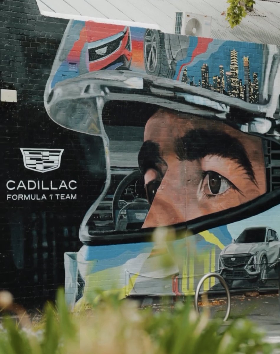 ma_fe79's tweet photo. Ahhhhh hay un mural de Checo y Cadillac en Melbourne! 💛 https://t.co/ULmfHDvRSo
