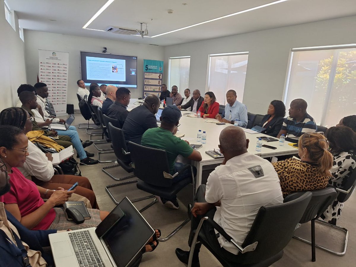 AngolaOms's tweet photo. Angola is strengthening its Health Information System with DHIS2, with technical support from WHO and the University of Oslo.
Reliable, integrated data will enable faster, smarter health decisions for all. #HealthForAll #healthinformationsystem https://t.co/7WkDtPYpsi
