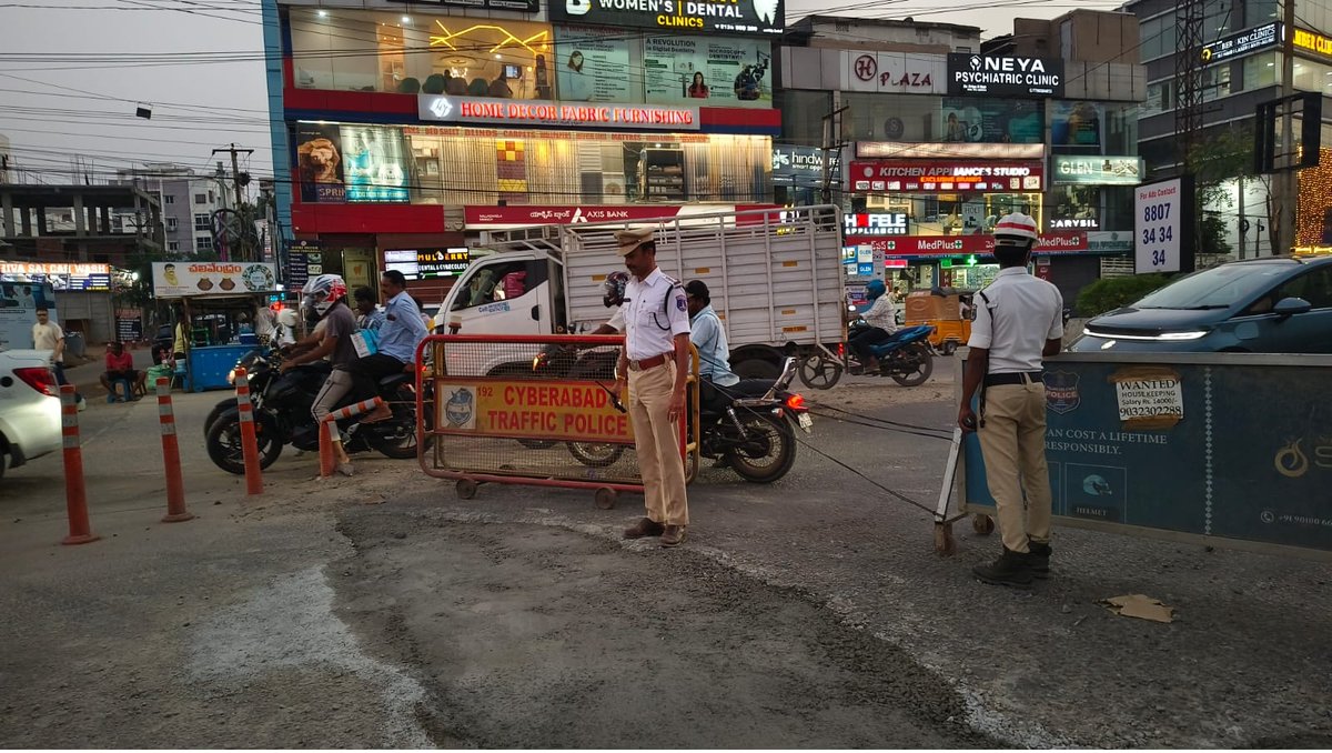 Cyberabad Traffic Police tweet media