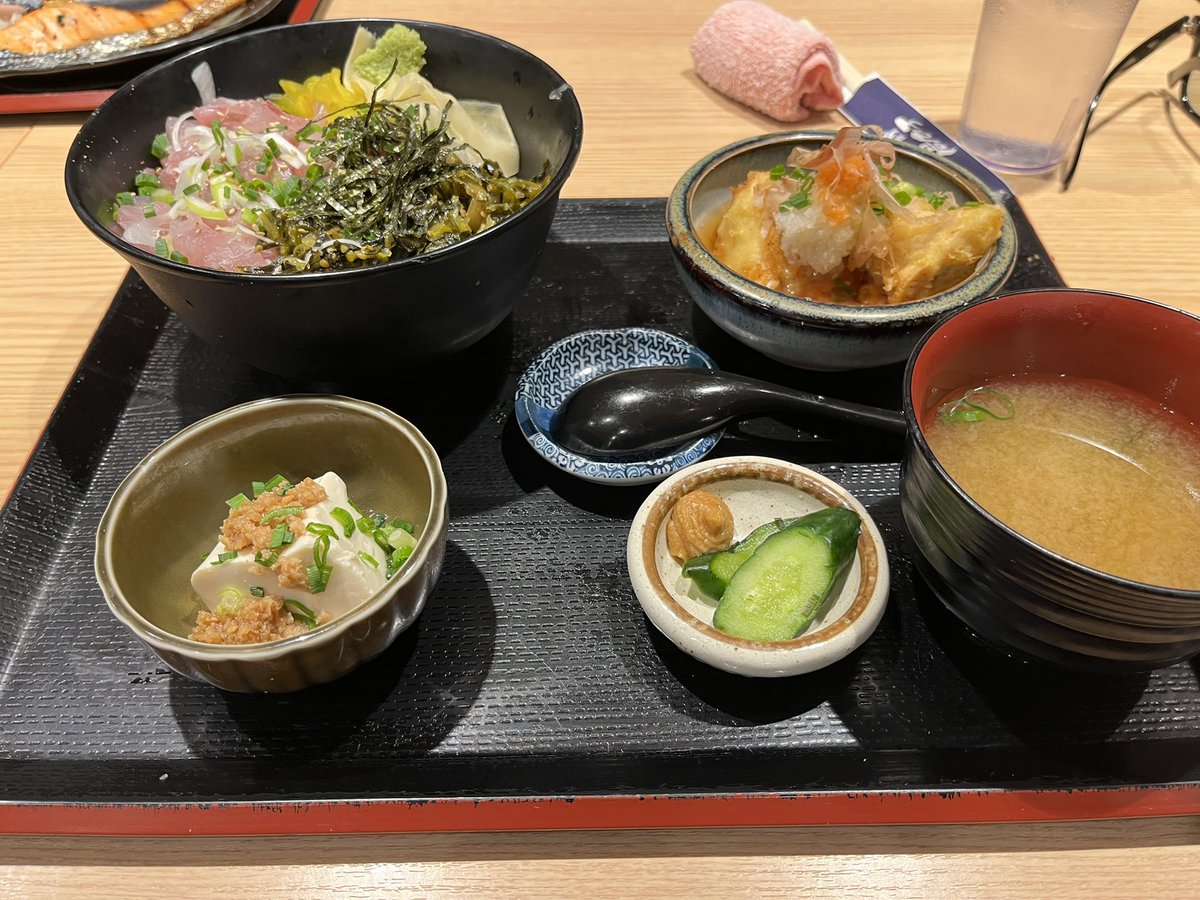 あべ かい tweet media