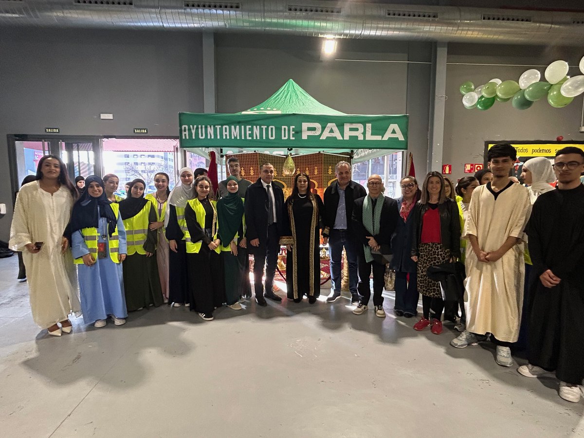 Marruecos en España tweet media