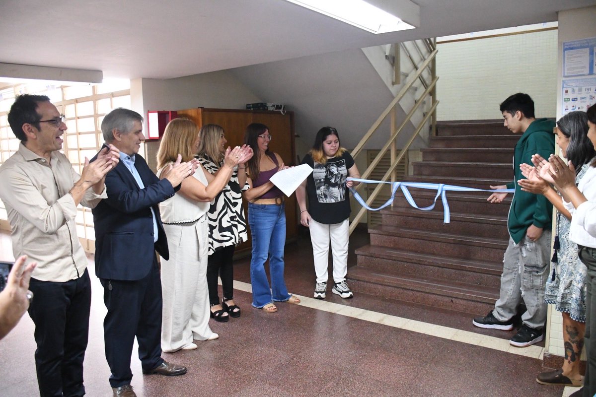 #AHORA El  intendente <a href="/BritosGuillermo/">Guillermo Britos</a> participó de la inauguración del Centro de Formación Integral N° 1 que funcionará en la Escuela Especial N° 502 junto al Director de Educación Especial de la Provincia de Buenos Aires Sebastián Urquiza, equipo docente, familiares y