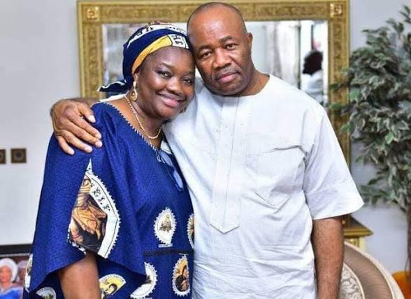 Senders_hub's tweet photo. Senator Godswill Akpabio and his Wife Unoma Akpabio started from the scratch now they are enjoying life together.
❤️❤️❤️❤️❤️❤️❤️❤️❤️❤️❤️❤️ https://t.co/P2PJXNCy6z