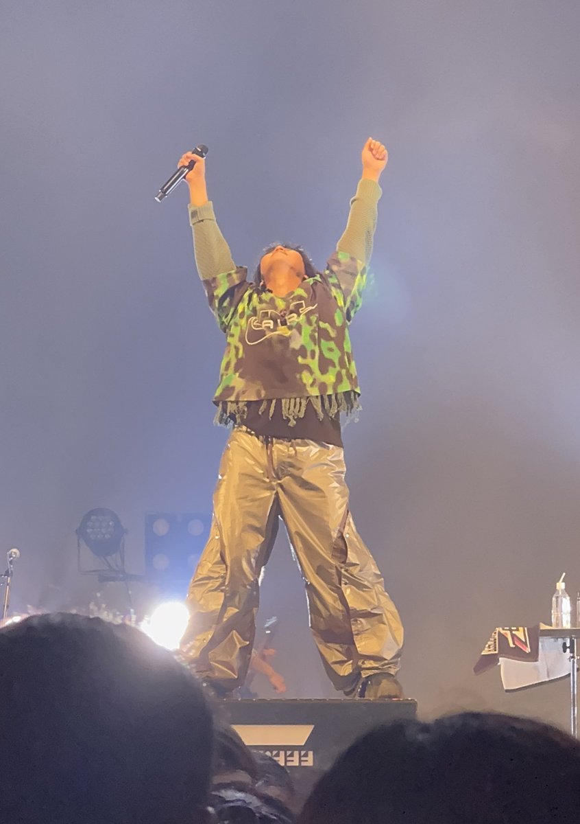 photo_chem's tweet photo. 8周年おめでとう!!!
とても良いライブでした。
#THREEE https://t.co/ugaO1l9TmS