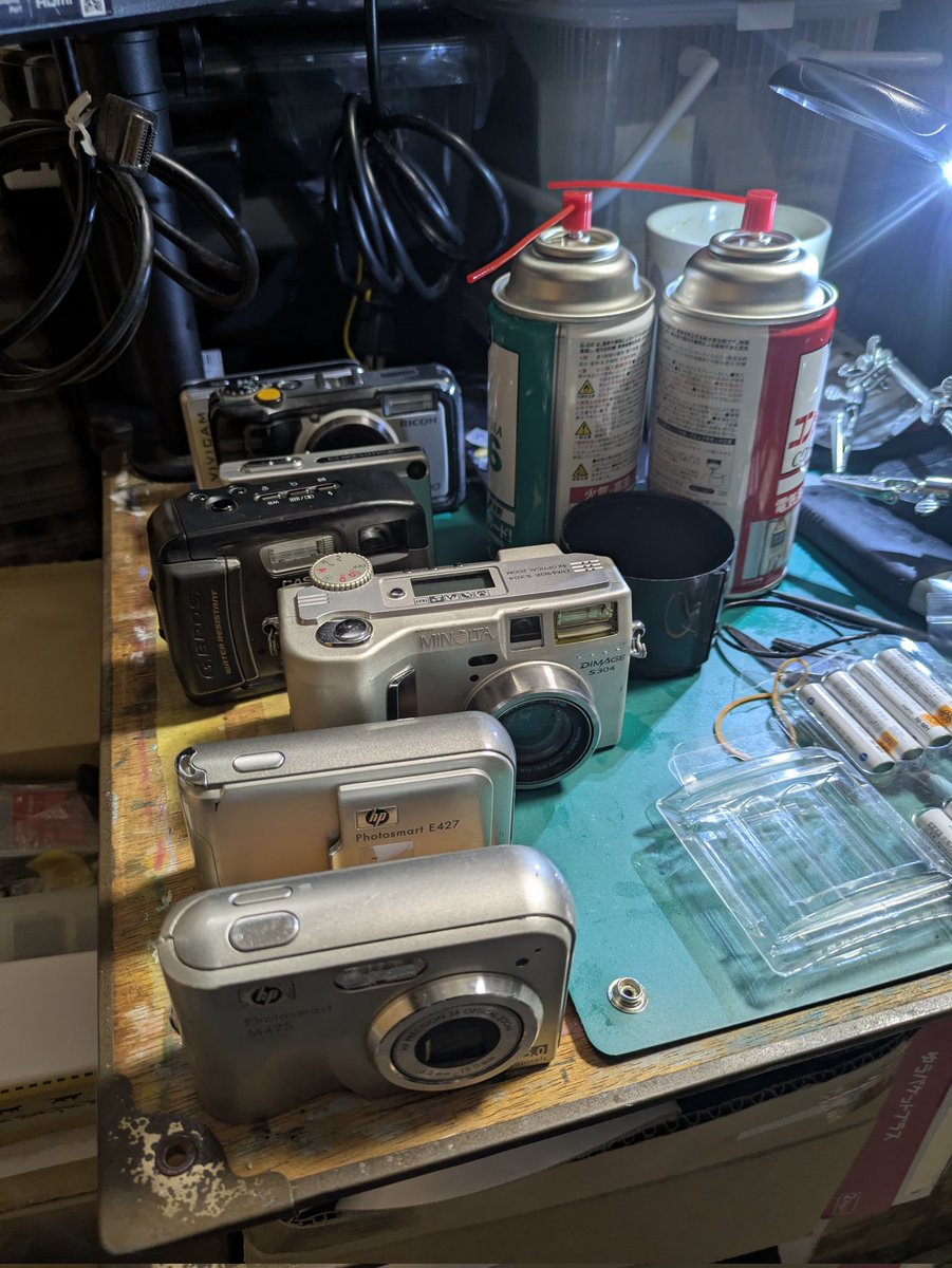 通電未確認デジカメ、ジャンク7台中5台動いた。 casio EX-Z3