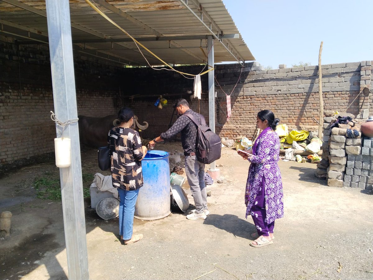 આરોગ્ય શાખા,જિલ્લા પંચાયતના DPC -NCD,MPHS,MPHW દ્વારા પ્રા.આ. કે . ઉમરાળાનાં ધારપીપળા પેટાકેન્દ્ર ની મુલાકાત લેવા માં આવી જેમાં NCD સેવાઓ,NVBDCP, પાણી જન્ય રોગ સર્વેલન્સ કામગીરી,IEC,ANC સેવાઓ, મમતાકાર્ડ ચકાસણી સાથે જરૂરી માર્ગદર્શન અને સુપર વિઝન કરવા માં આવ્યું <a href="/CMOGuj/">CMO Gujarat</a> <a href="/JPNadda/">Jagat Prakash Nadda</a>