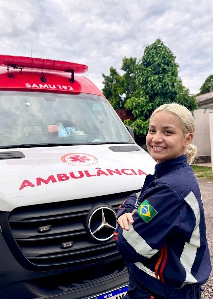 palomathomson1's tweet photo. Durante 4 anos trabalhei no Hospital do Trabalhador em Curitiba como enfermeira. SÓ TENHO QUE AGRADECER, Hoje estou numa nova etapa na minha vida. ENFERMEIRA DO SAMU 🙏 https://t.co/36sbFLl97X