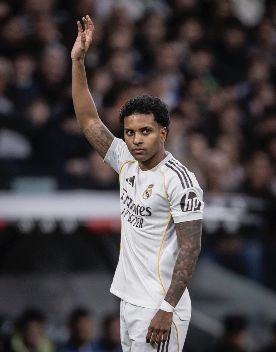 MadridUniversal's tweet photo. 🚨 BREAKING: Rodrygo has torn his ACL. He will not play again this season.

— @okdiario https://t.co/d4ivny6xtZ