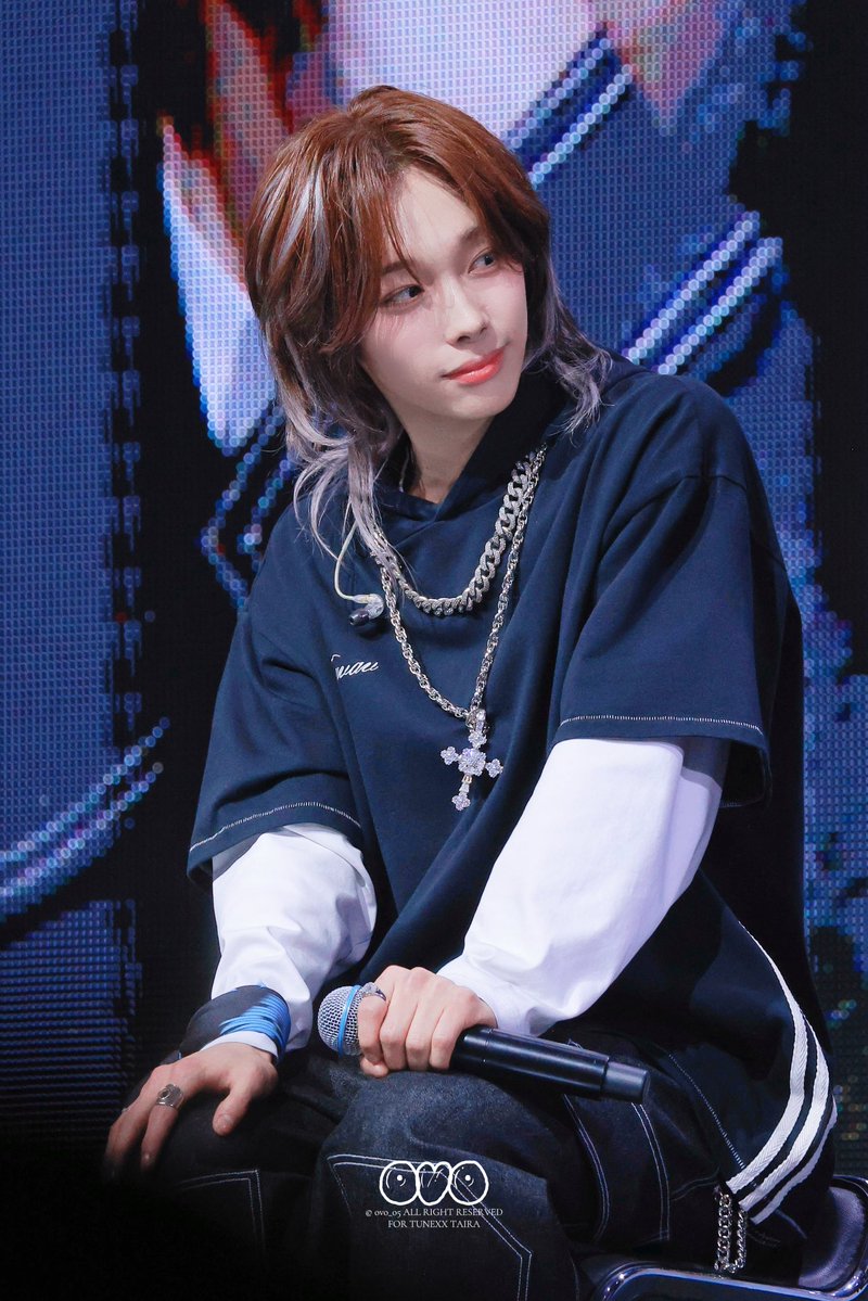 ovo_o5's tweet image. 260303 쇼케

데뷔추카해!!

#TUNEXX #튜넥스
#Taira #타이라