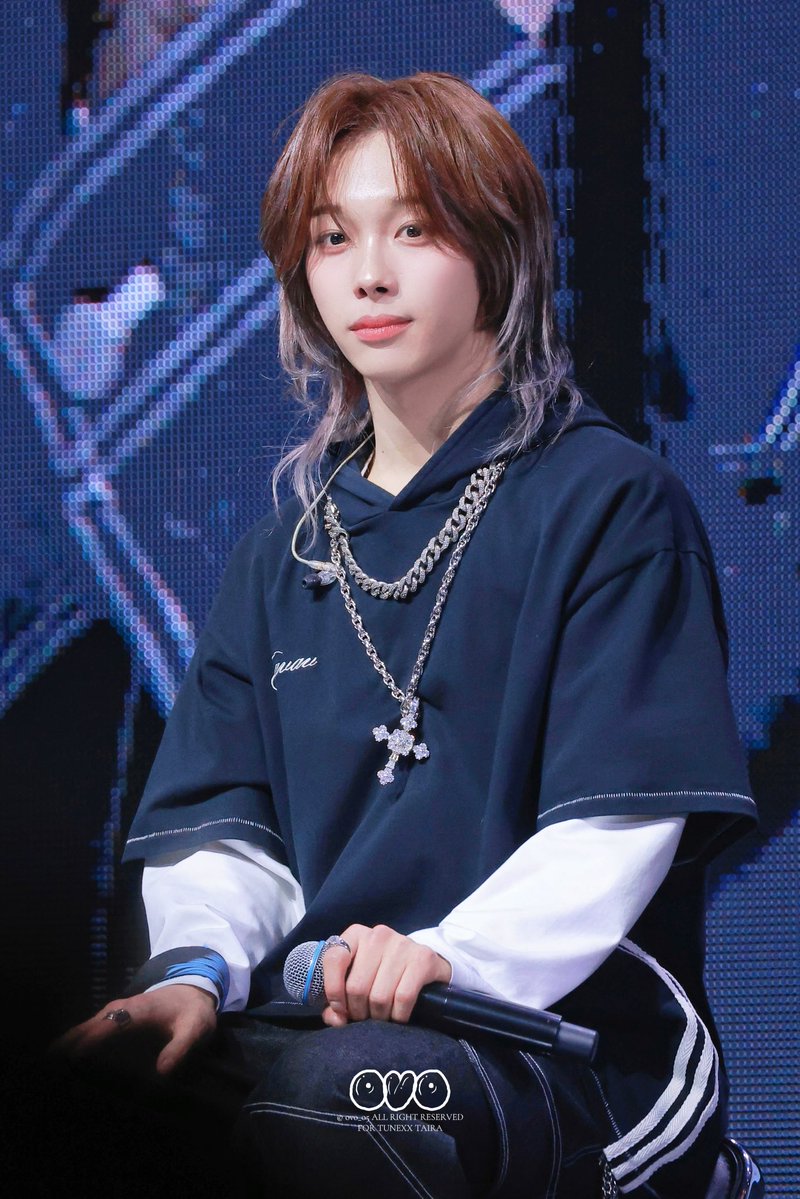 ovo_o5's tweet image. 260303 쇼케

데뷔추카해!!

#TUNEXX #튜넥스
#Taira #타이라