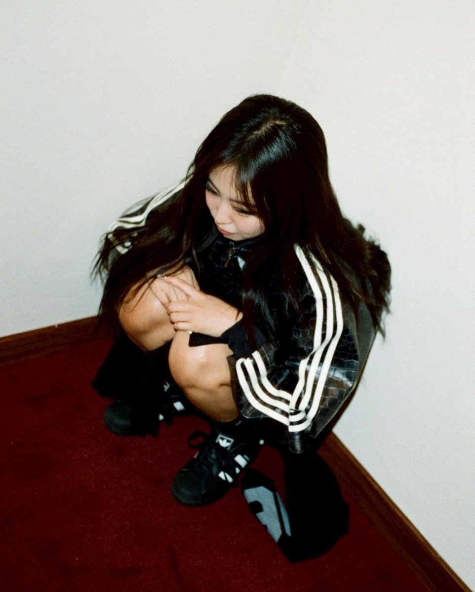 blackpink tweet media