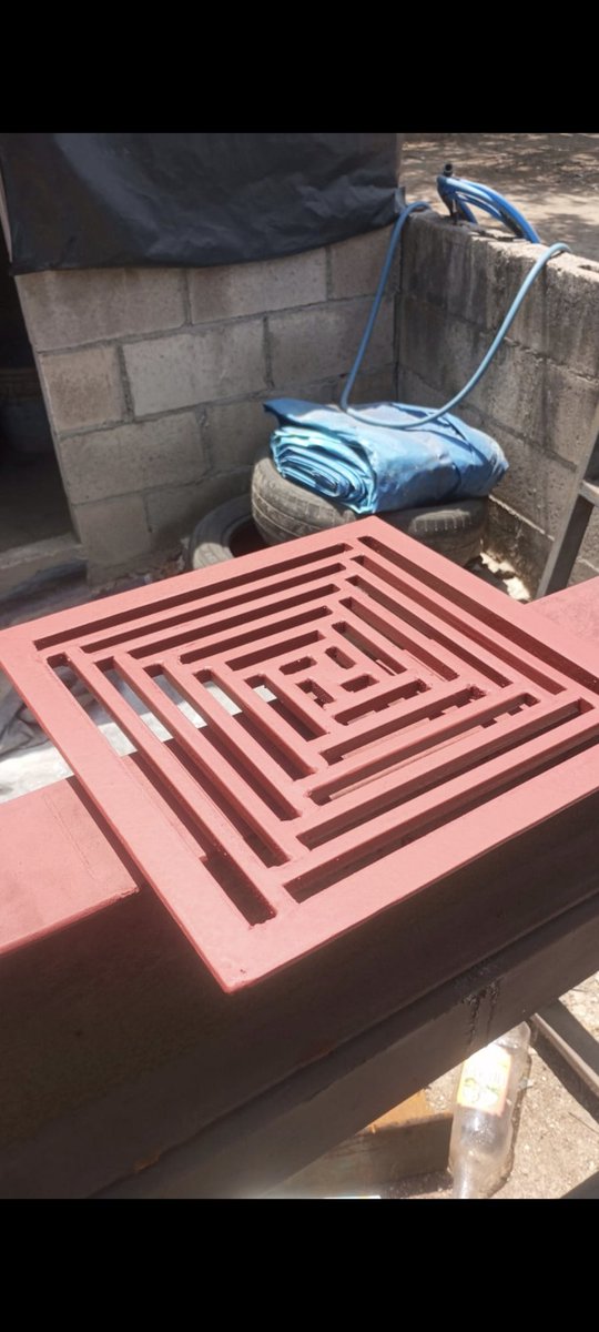 MELVIN 🇸🇻 tweet media