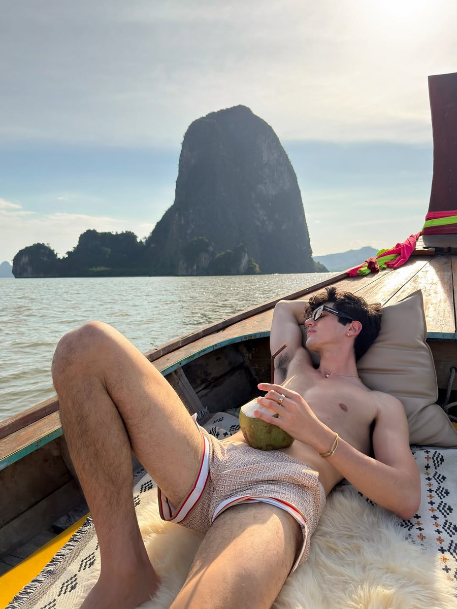 Go Thai Be Free tweet media