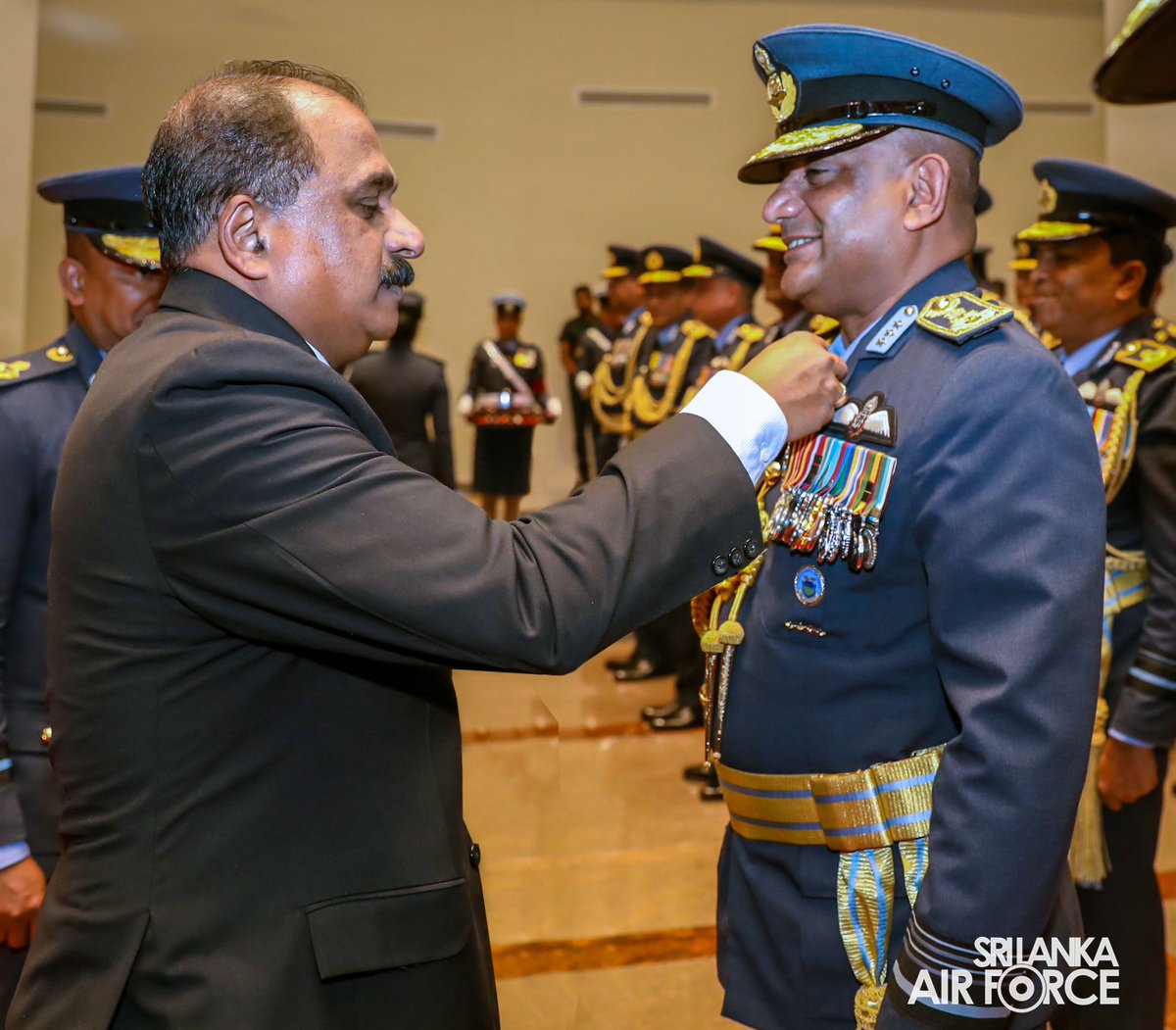 Sri Lanka Air Force tweet media