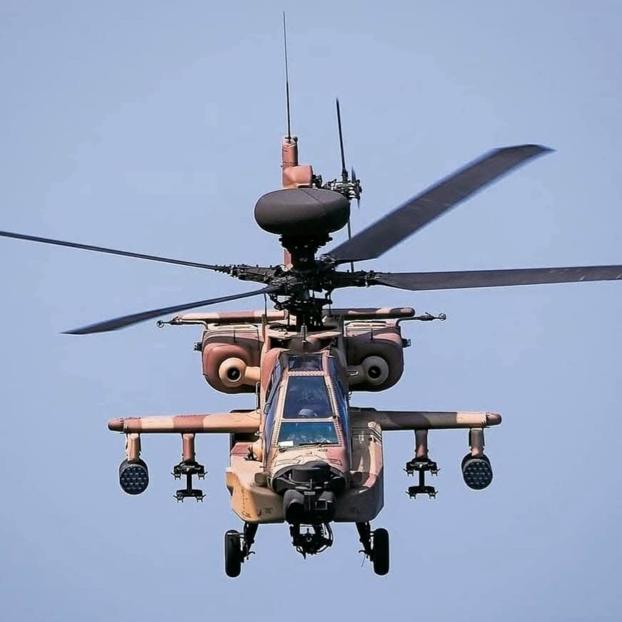 The “Tank Killer” has a new hobby: killing drones! In the ongoing conflict b/w the Gulf States and Iran, the AH-64 Apache is proving to be the ultimate Shahed-136 killer. While traditional fighter jets and SAMs often struggle against "low and slow" Iranian drones hiding beneath