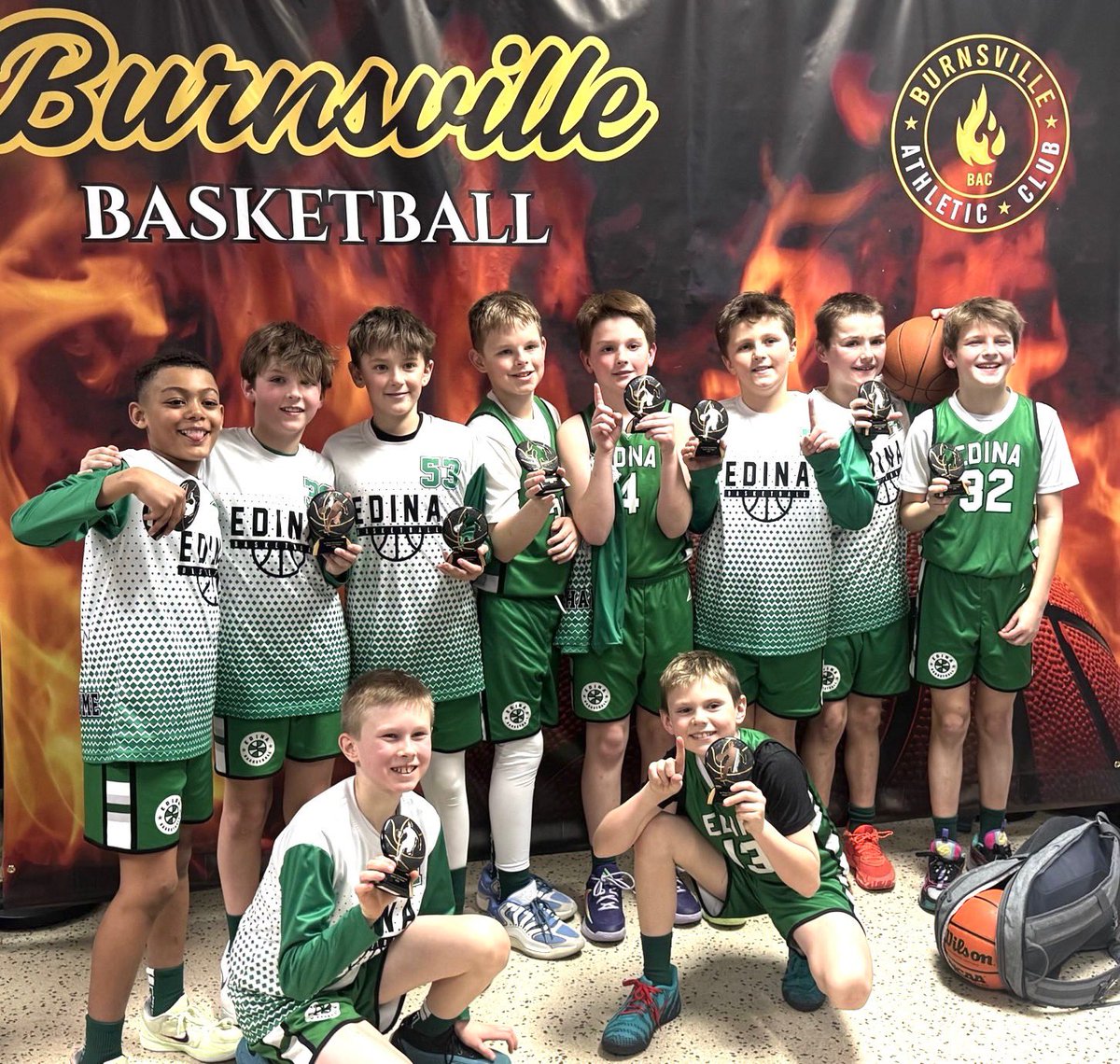 edinabasketball's tweet photo. Edina B4 Green got it done in Burnsville over the weekend. Congrats boys! 🐝🏀🏆 https://t.co/dvYECop9XE
