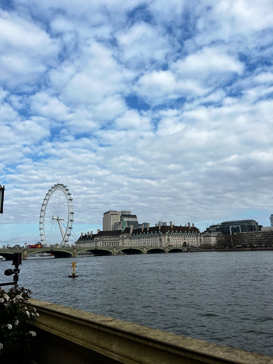 Association of Colleges (AoC) tweet media